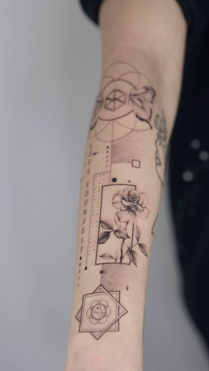 ~Love yourself~ 🌹🦋
 
 
For questions or appointments: send a DM 💌
 
 
@jvanlaartattoo 
 
 
 
 
 
 #tattoos #tattoo #ink #inked #tattooartist #tattooed #tattooart #art #tattoolife #tattooideas #tattooing #tattooist #artist #tattoodesign #tattoostyle #girlswithtattoos #tattooer #blackwork #instagood #realismtattoo #microrealism