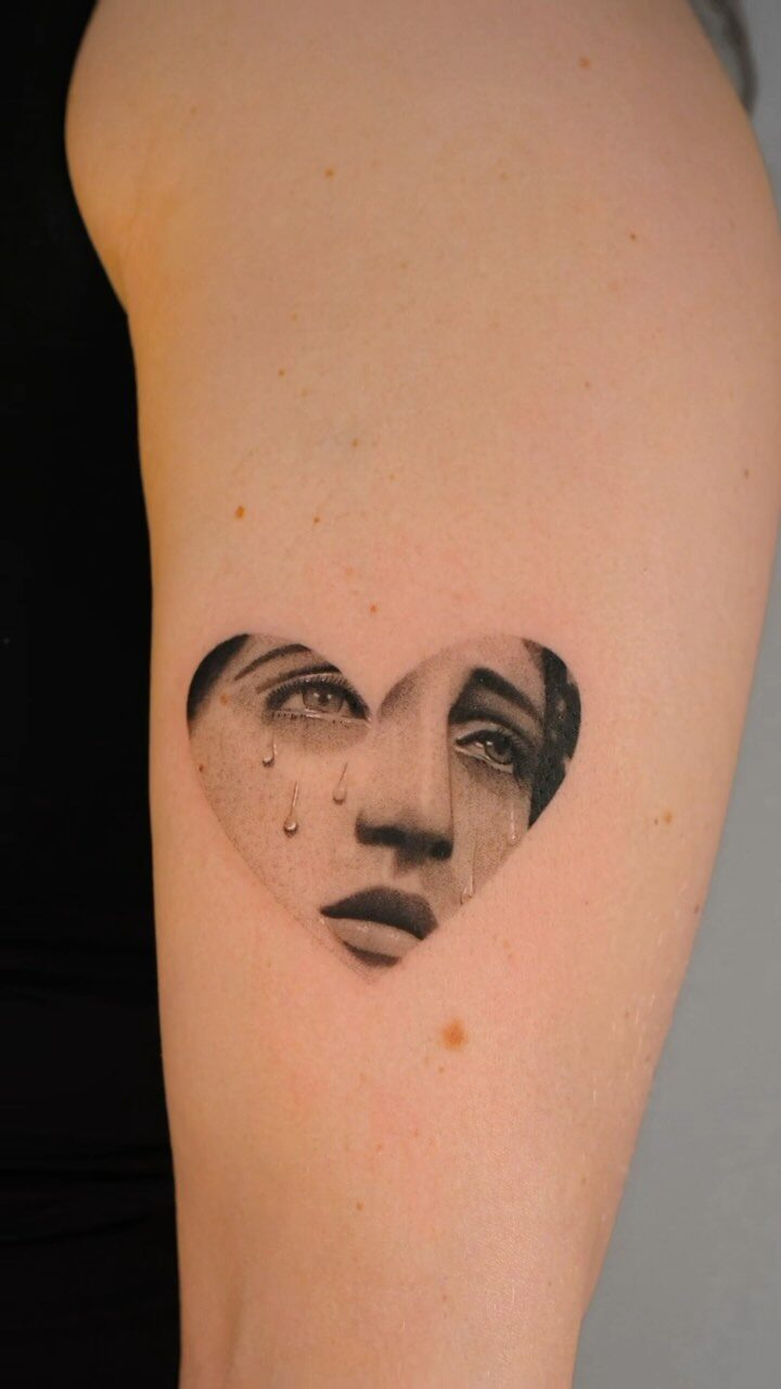 Thank you very much @kxminded for your trust! I am so happy with the result of the amazing heart shaped tattoo, especially the small details 😊🤍

What do you think of this piece? 
 
Done at: @29level

For questions or appointments: send a DM 💌
 
 
@julianvlaar
 
 
 
 
 
 #tattoos #tattoo #ink #inked #tattooartist #tattooed #tattooart #art #tattoolife #tattooideas #tattooing #tattooist #artist #tattoodesign #tattoostyle #girlswithtattoos #tattooer #blackwork #instagood #realismtattoo #microrealism #hearttattoo #heart #mariatattoo