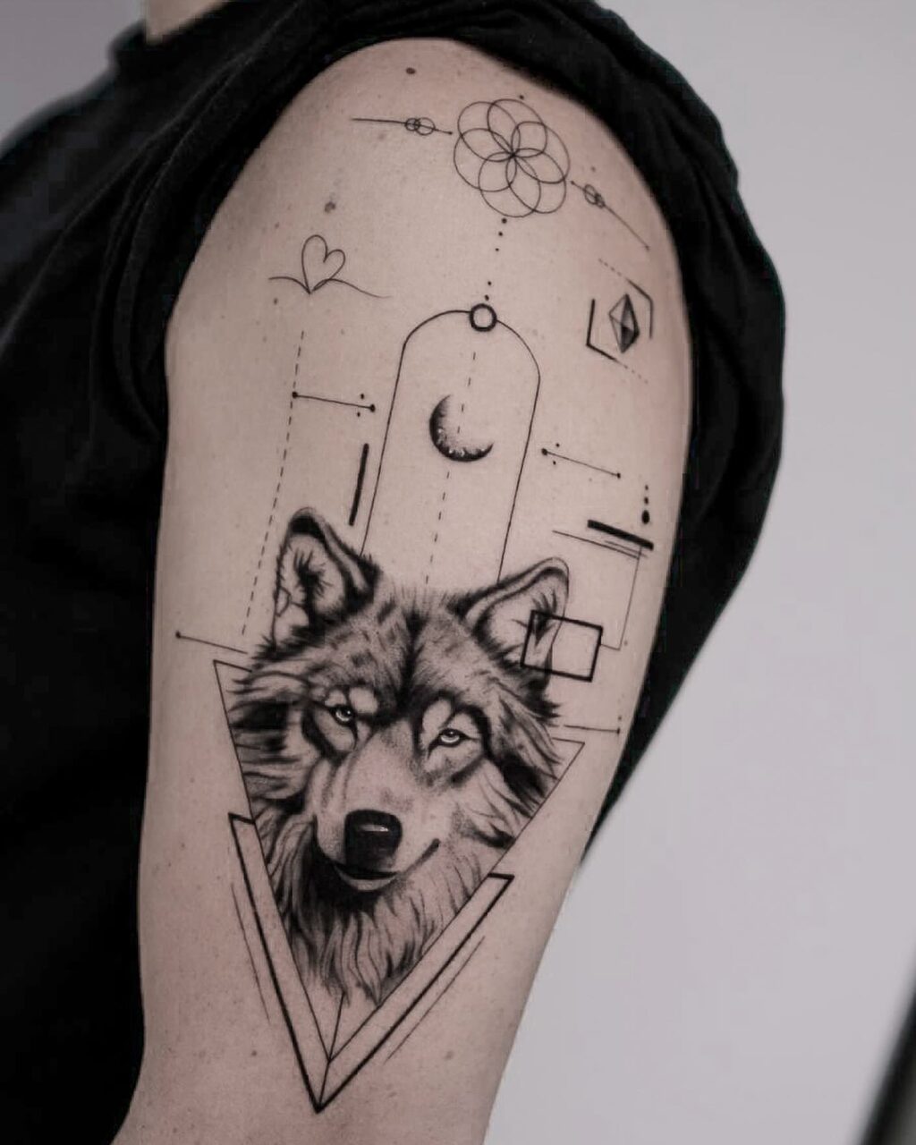 The mind of a wolf

Done at @29level in Ede 🇳🇱 

For bookings, link in my biography.

#ede #edenetherlands #netherlandstattoo #netherlandstattooartist #tattooconcept #tattooist #wolftattoo #wolf #tattooideas #microrealismotattoo