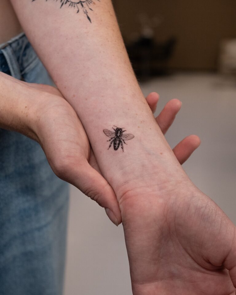 Little bee for Linde 🐝

Done at: @29level