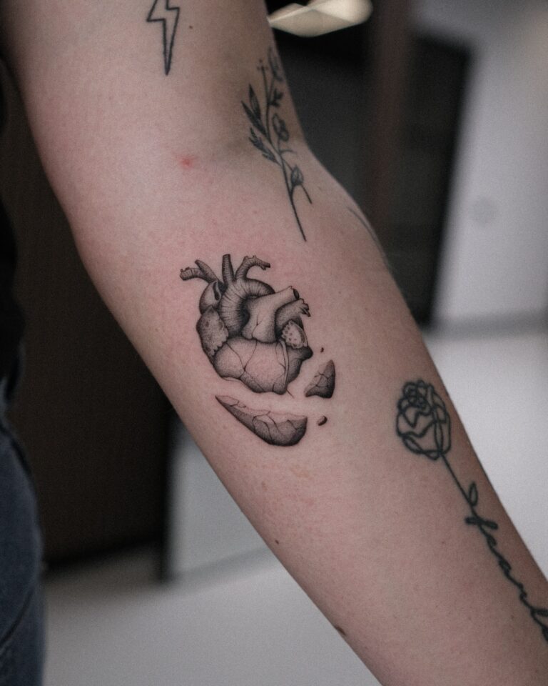 A heart of crumbling stone 🫀🪨

Done at: @29level 

For questions or appointments: send a DM 💌
 
 
@julianvlaar 
 
 
 
 
 
#tattoos #tattoo #ink #inked #tattooartist #tattooed #tattooart #art #tattoolife #tattooideas #tattooing #tattooist #artist #tattoodesign #tattoostyle #girlswithtattoos #tattooer #blackwork #instagood #realismtattoo #microrealism #heart #tattooheart #singleneedle