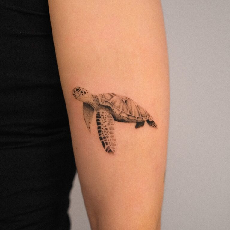 Another cute turtle 🐢
 
Done at: @29level

For questions or appointments: send a DM 💌
 
 
@julianvlaar
 
 
 
 
 
 #tattoos #tattoo #ink #inked #tattooartist #tattooed #tattooart #art #tattoolife #tattooideas #tattooing #tattooist #artist #tattoodesign #tattoostyle #tattooer #blackwork #instagood #realismtattoo 
#microrealism