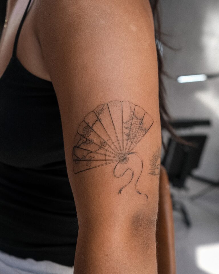 Japanese sensu 🪭

Done at @29level